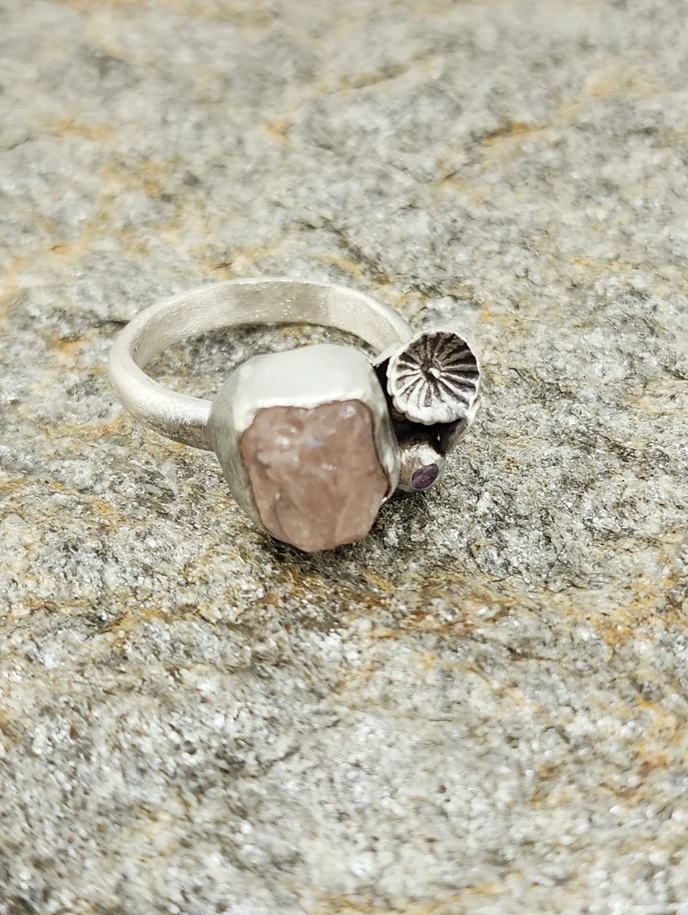 ROSE QUARTZ & AMETHYST FLOWER RING HANDMADE IN STERLING SILVER 7.5